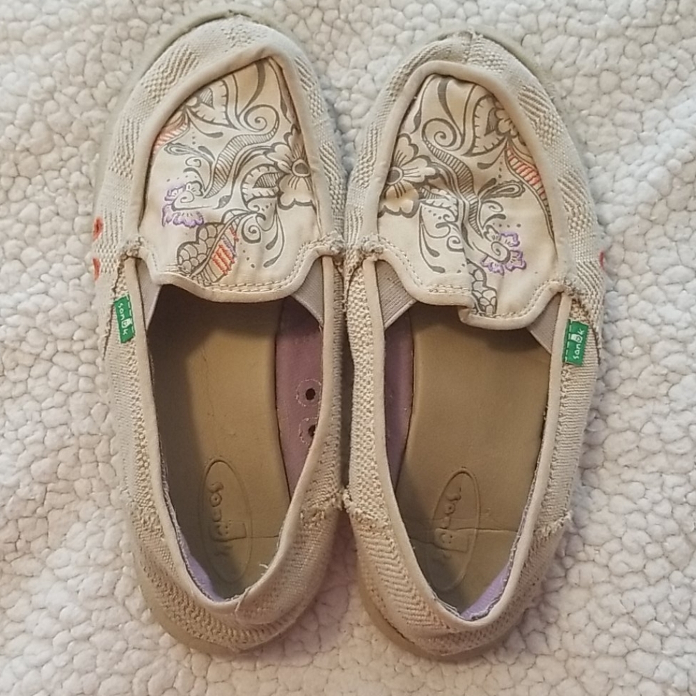Sanuk Canvas Shoes